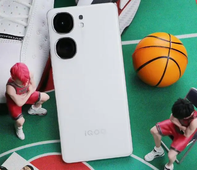 iQOO neo9s pro值得买吗？iQOO neo9s pro体验评测